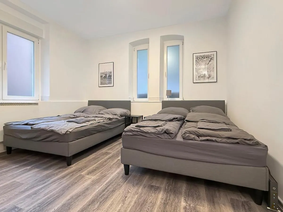 Cozy Apartment For 9 200M To Marienplatz Stuttgart Germany
