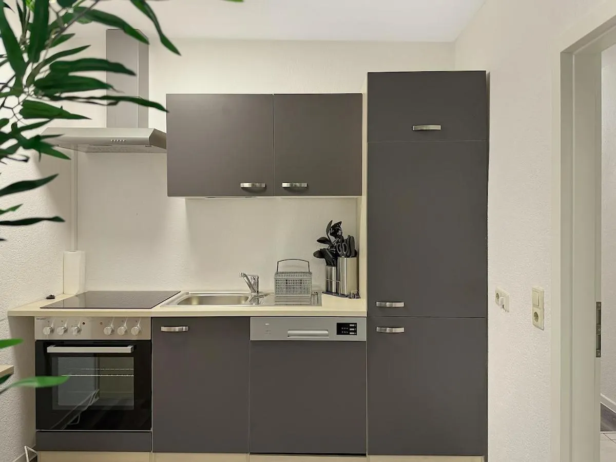 Cozy Apartment For 9 200M To Marienplatz Stuttgart Germany