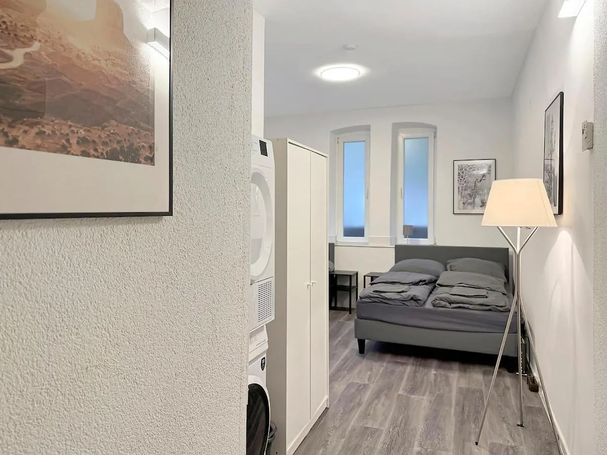 Cozy Apartment For 9 200M To Marienplatz Stuttgart 0*,