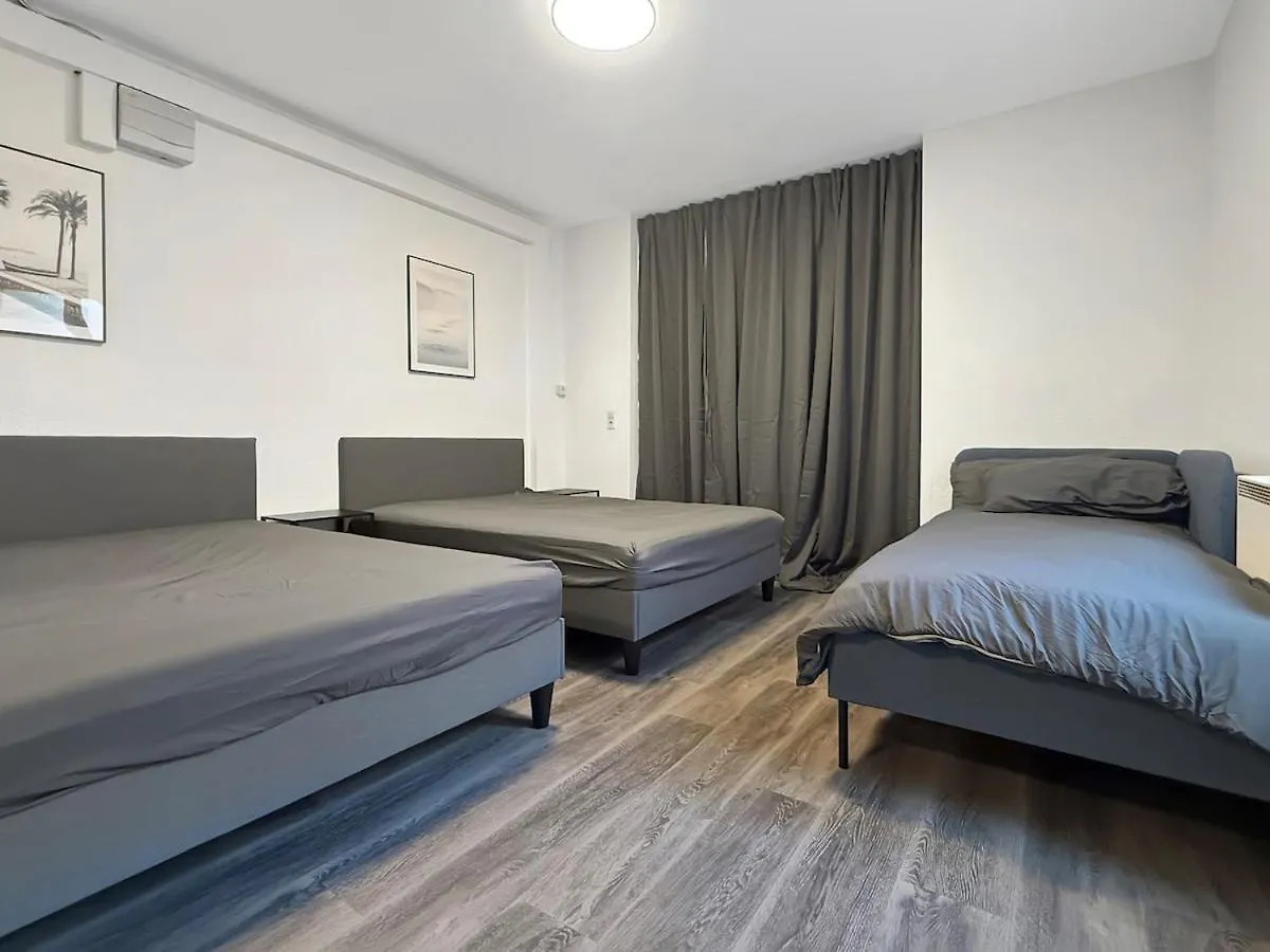 Cozy Apartment For 9 200M To Marienplatz Stuttgart